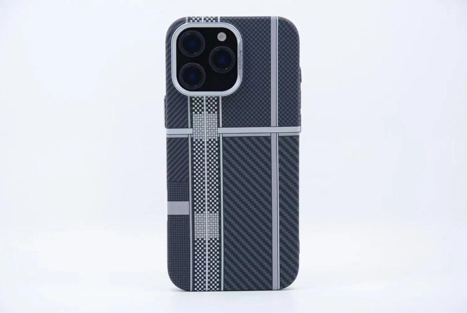 Luxo Design Free Air Magsafe Case